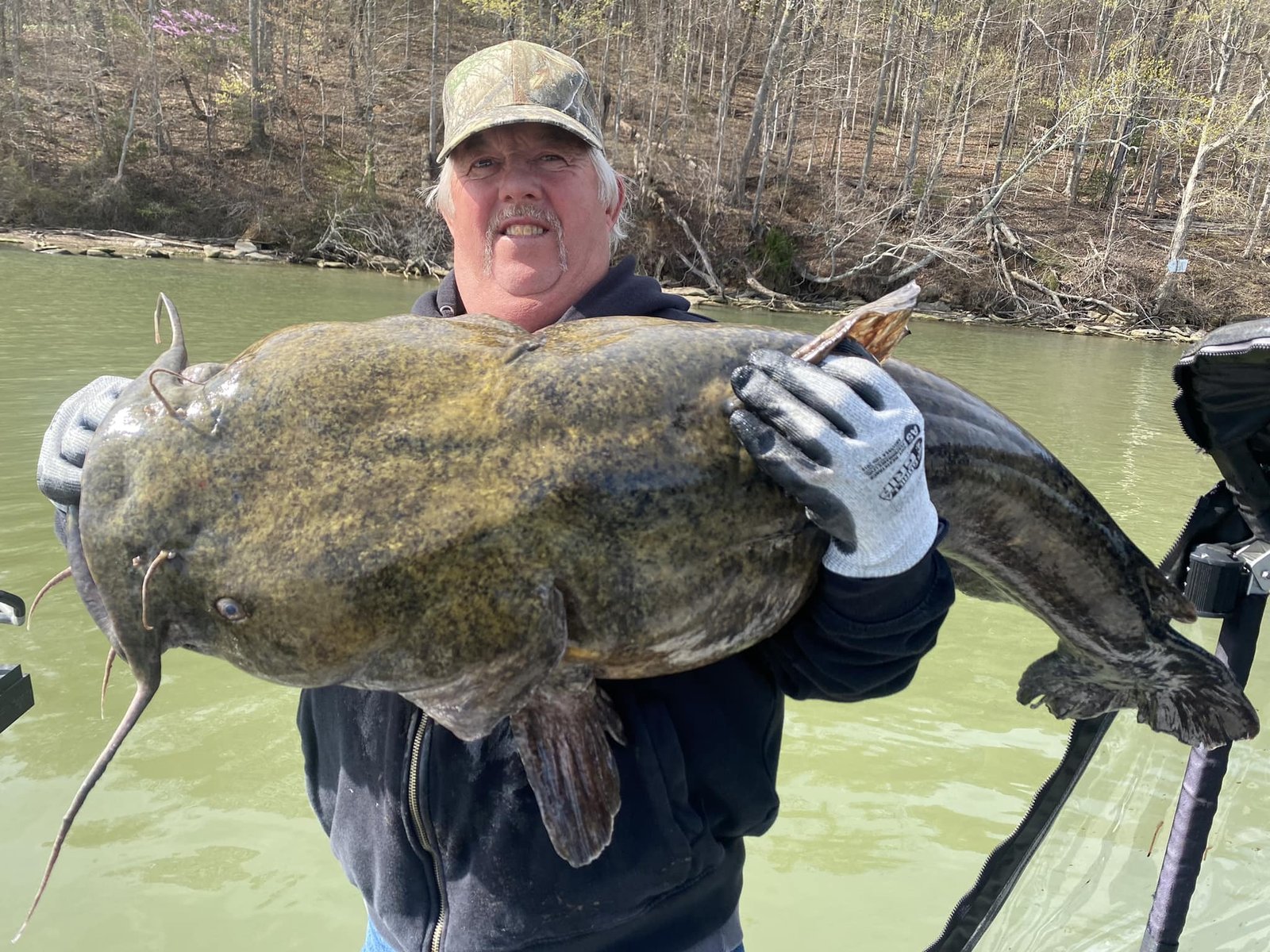 Backwoods Catfishing Guide Service on the water in Alabama