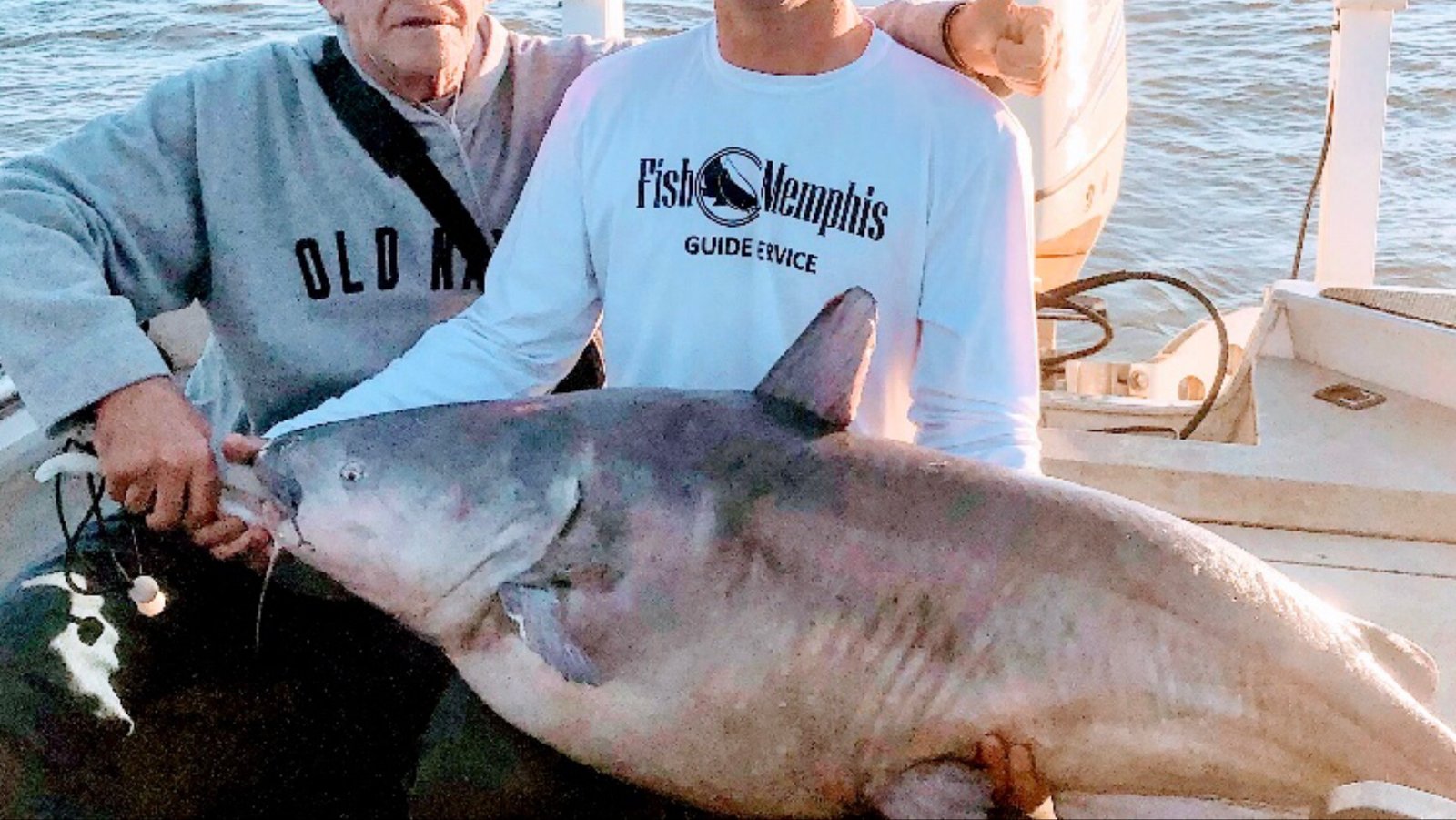 Fish Memphis Guide Service on Mississippi River
