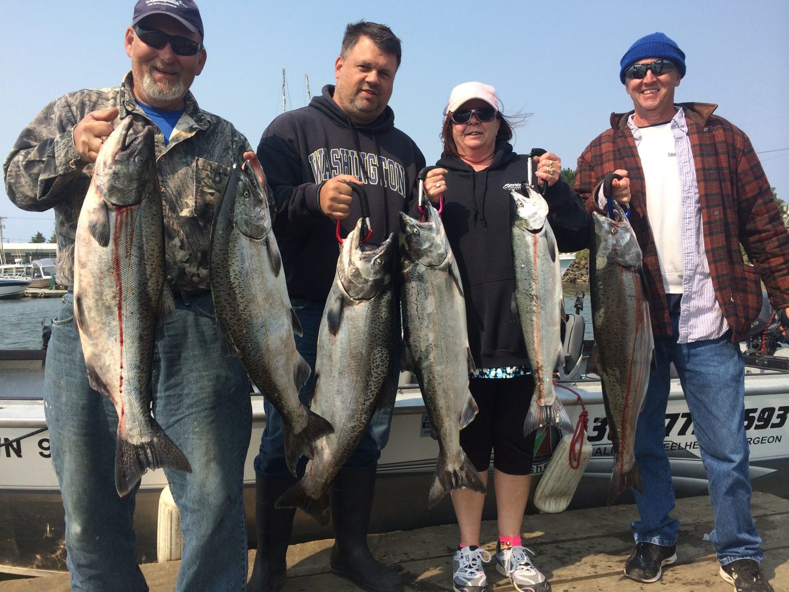 Hookin' It Up Guide Service on the water in Oregon