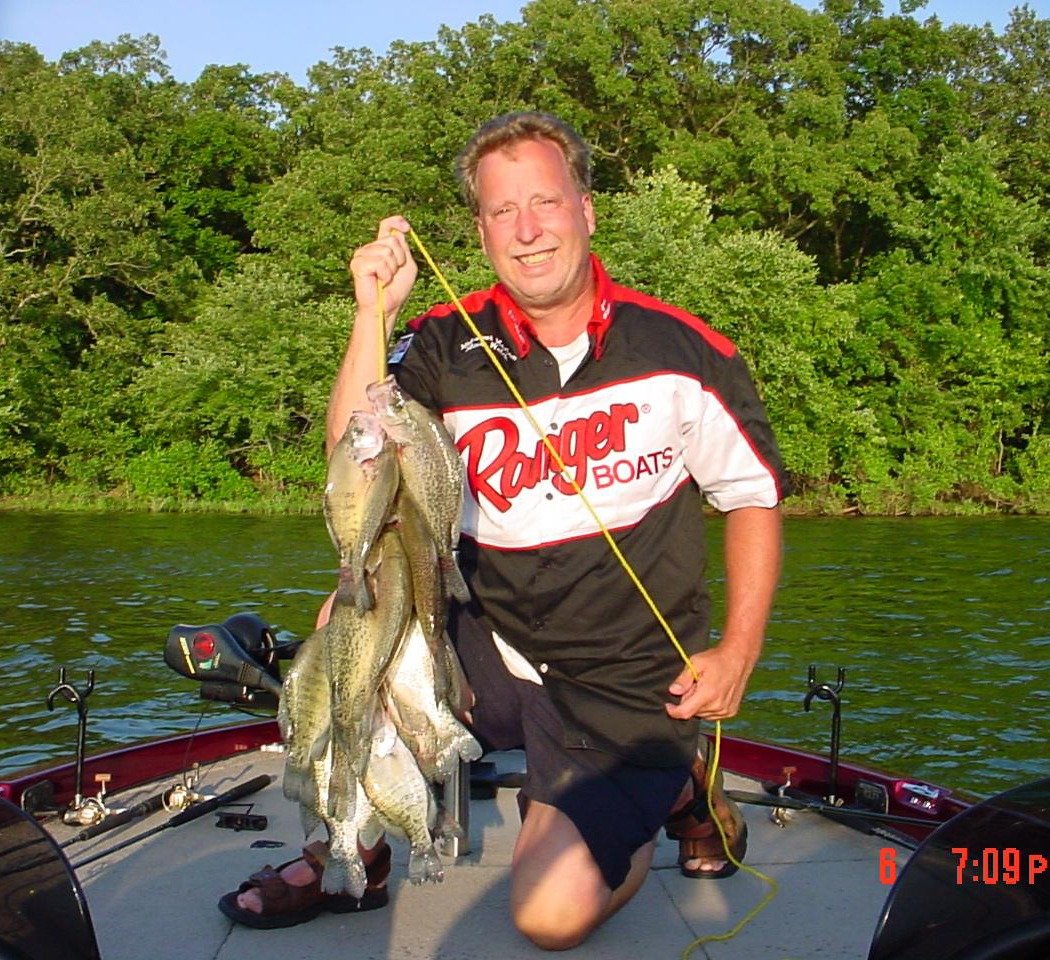 Lake Shelbyville Fishing Guide on the water in Illinois