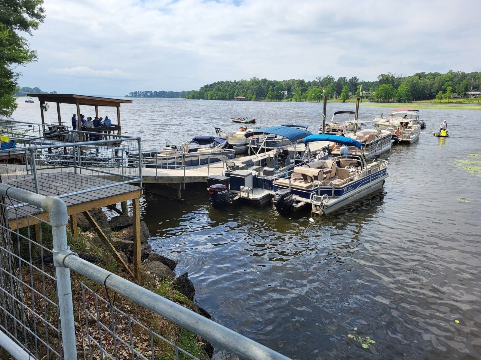 The job of guiding, mid-trip, photographed by Living the Dream Guide Service on Toledo Bend in LA