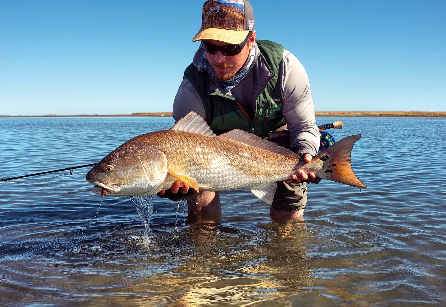 A guide and client fishing together, photographed by MarshOnTheFly in LA