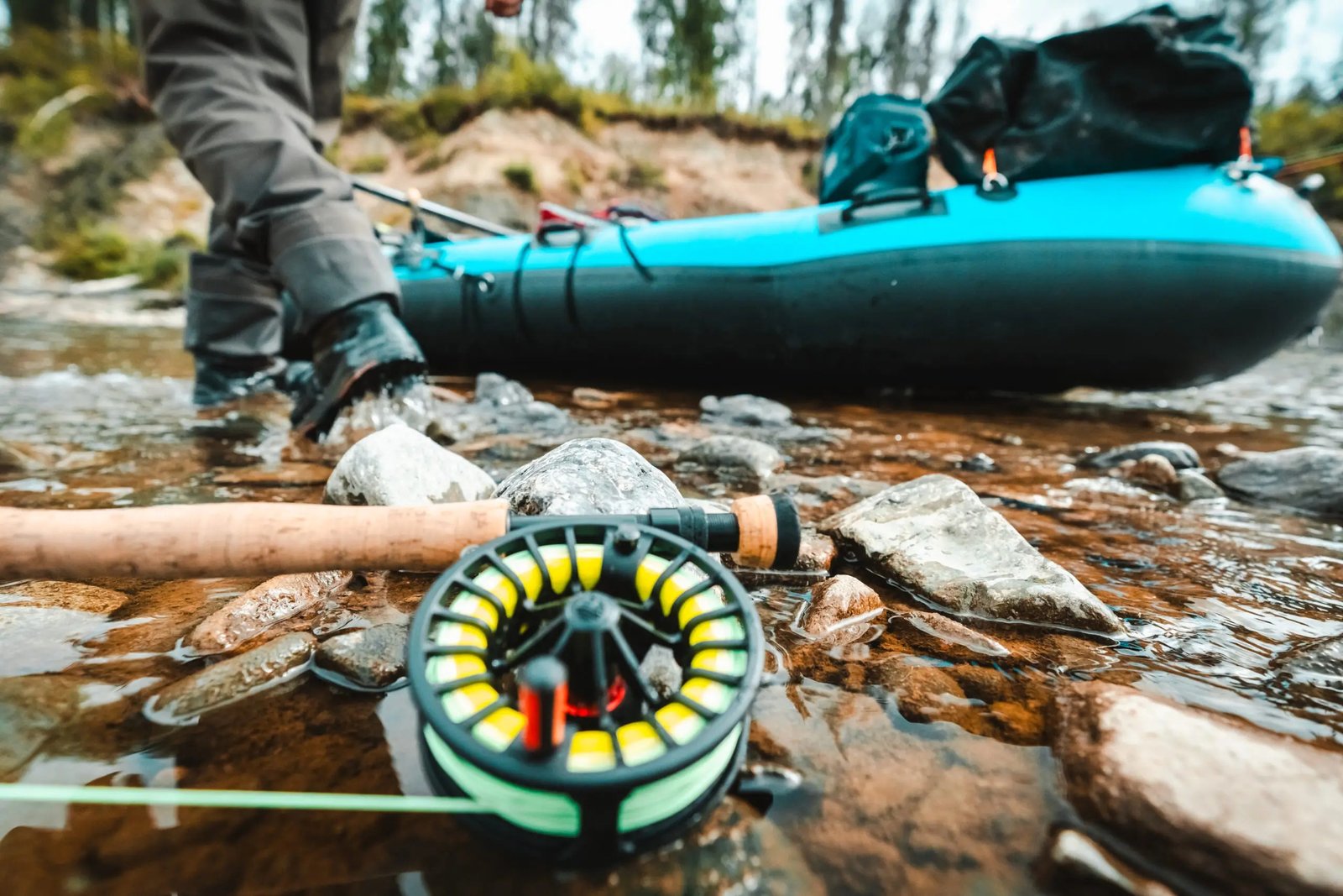 A guide at work during a trip, photographed by Tal-Adventures Lodge in AK